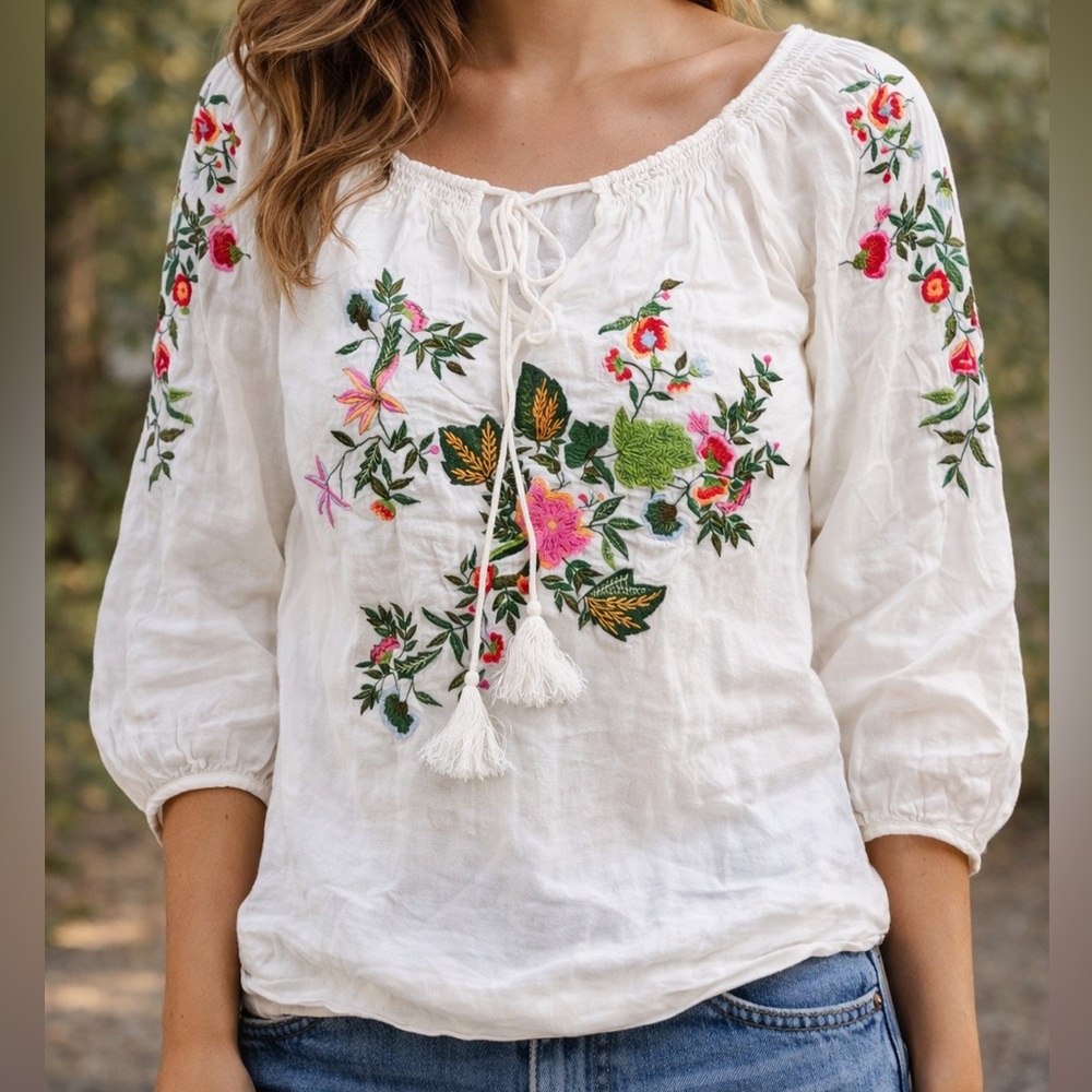 Club Monaco 100% Silk Floral Embroidered Off- white Peasant-Style Blouse Size XS